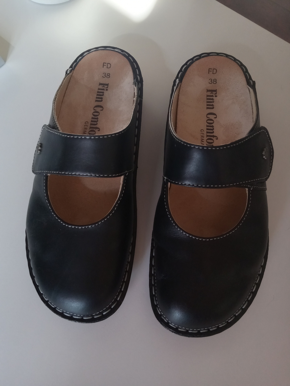 Finn Comfort Women's Brown Mary Jane Slip-On Shoes